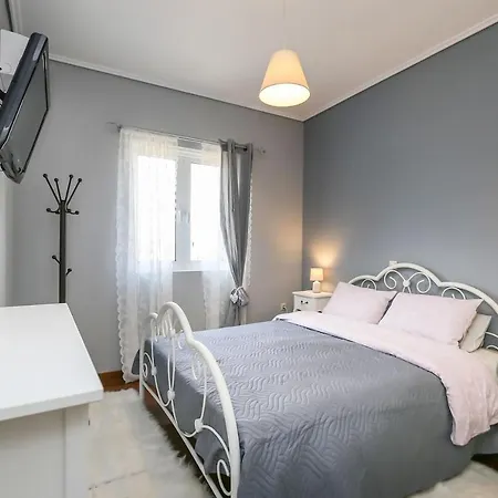 Apartmán Ena - 2Br Relaxing Apt Near Corfu Town