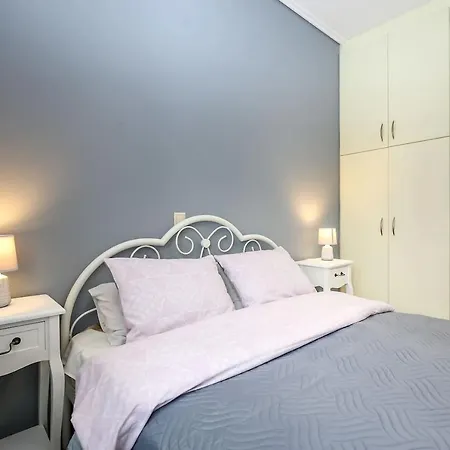 Ena - 2Br Relaxing Apt Near Corfu Town *