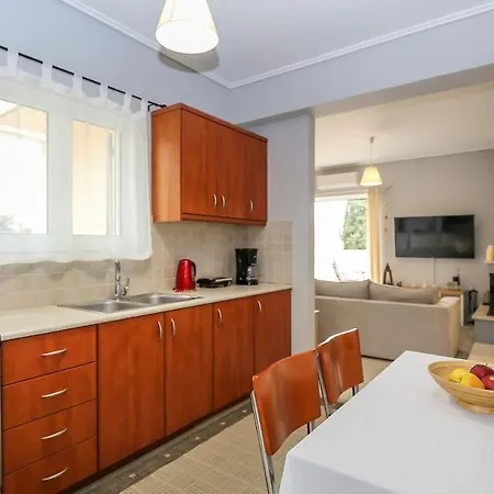 Apartmán Ena - 2Br Relaxing Apt Near Corfu Town
